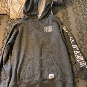 SIZE M VICTORIAS SECRET PINK HOODED SWEATSHIRT